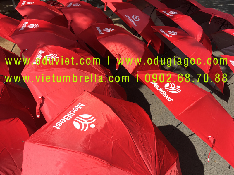 xưởng sản xuất ô dù cầm tay in logo quảng cáo